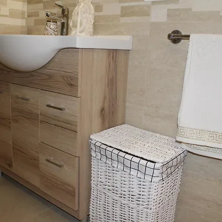 Apart-hotel Le Dolci Dimore Di Ila E Simo - Giulietta 3*